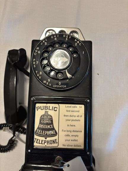Reproduction Payphone