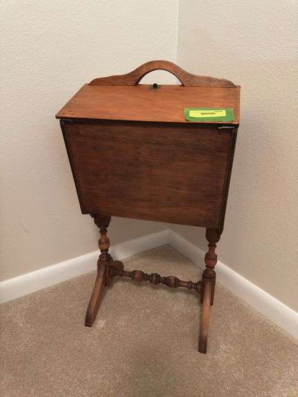 Lift lid sewing box and sewing notions, hinge on lid is bad