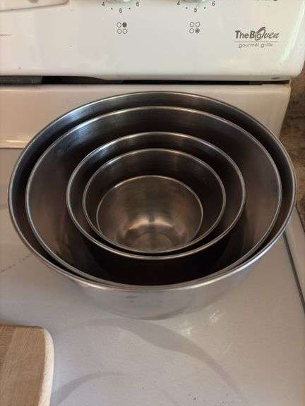 Stainless steel mixing bowls, mortar & pestle, cheese cutting board