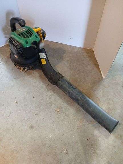 Weedeater gas leaf blower image