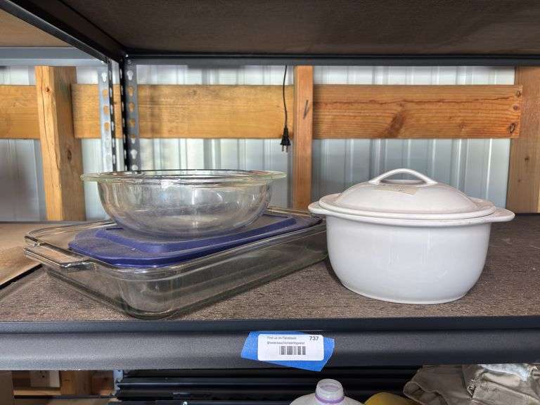 Two glass baking dishes, two glass bowls and Correlle ceramic baking dish image