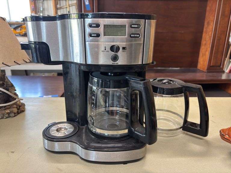 Hamilton beach dual coffee maker, single cup and large pot image