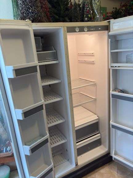 Sears French door style refrigerator Model 106.8580280