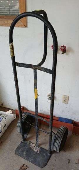 2 wheeled handtruck image