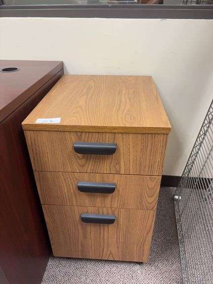 Three drawer roller cabinet image
