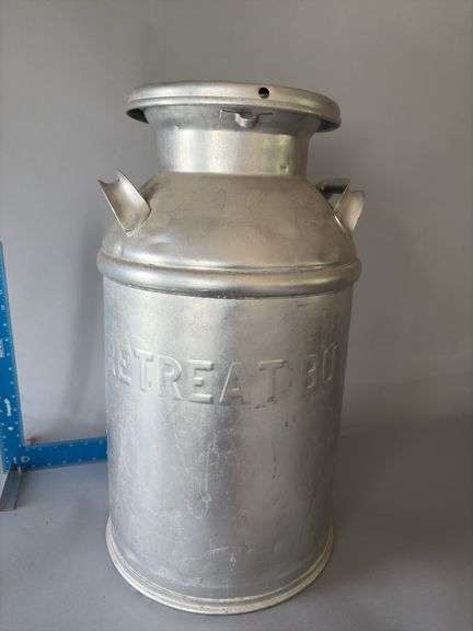 Milk can “Retreat BU & CH Co.” image