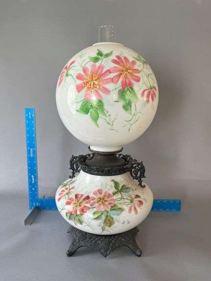 Beautiful GWTW lamp, NOT electrified image