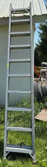 20’ aluminum extension ladder image
