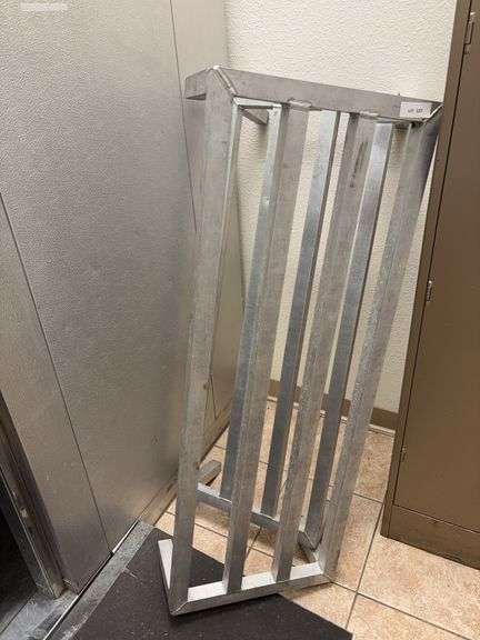 Two aluminum 48x18x8 cooler racks image
