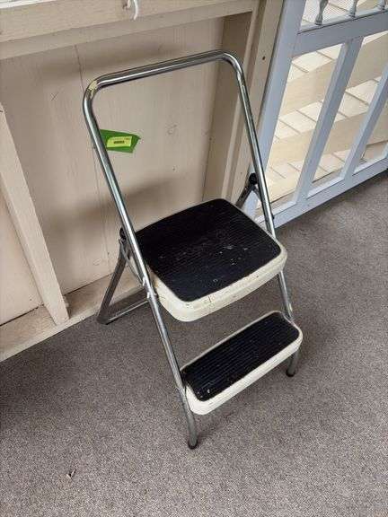Vintage Cosco step stool