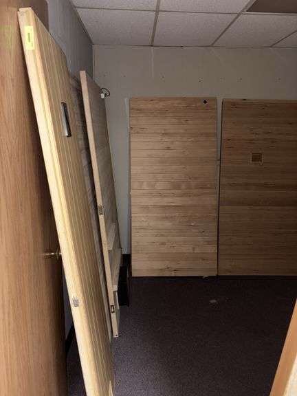48x72 finnleo traditional ? spa possibly with Bluetooth These are untested floor model spas, sold AS IS. This unit is not put together, but we believe it to be complete image