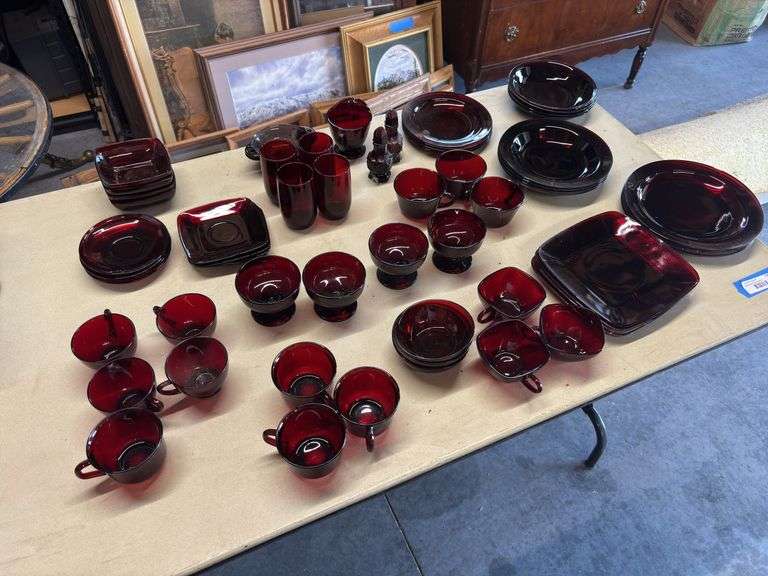 Ruby red dishware majority is sets of 4 image