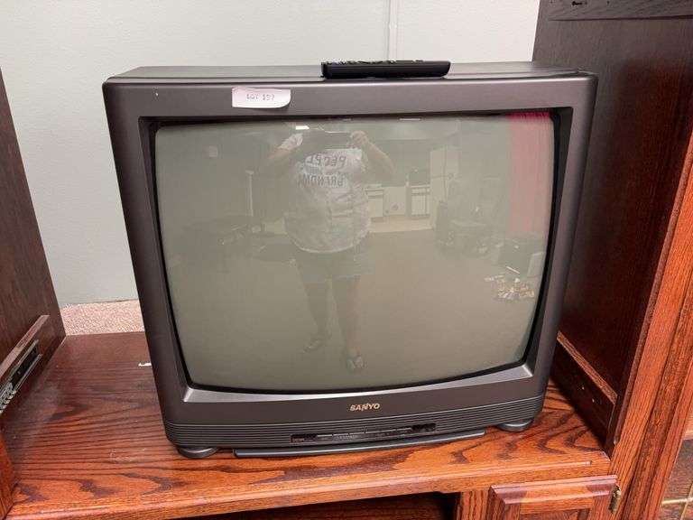 Sanyo TV, smartTV remote image