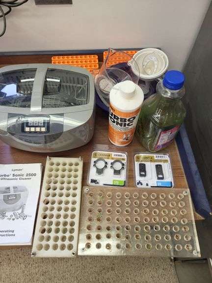 Sonic cleaner, solution and bullet holders image