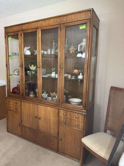 2pc Stanley Furniture Hutch 18D x 64L x 81H