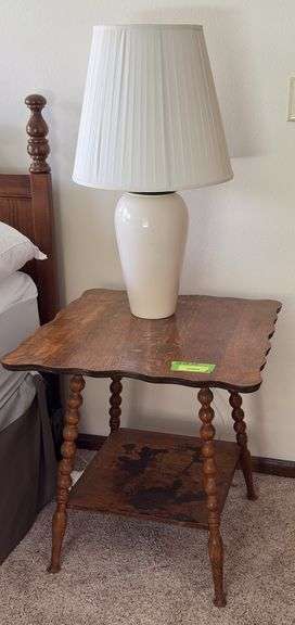 Antique oak parlor table 23 x 23 x 25H and lamp image