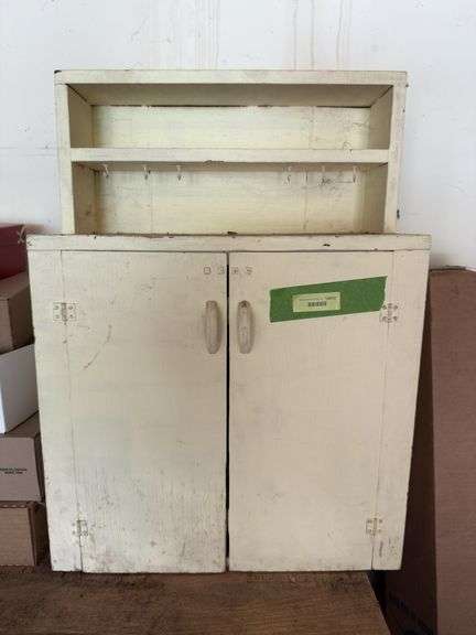 Childs kitchen cupboard 11x22x31 image