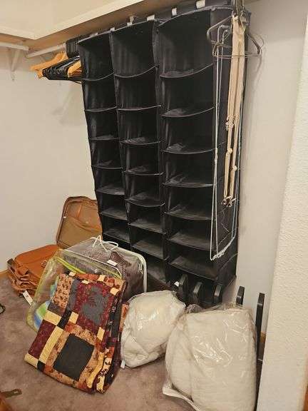 Quilt 64 x 64, Vintage Suitcase, Comforters, Shoe Racks, Mattress Pad, Hangers