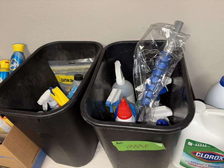 Many cleaning supplies image