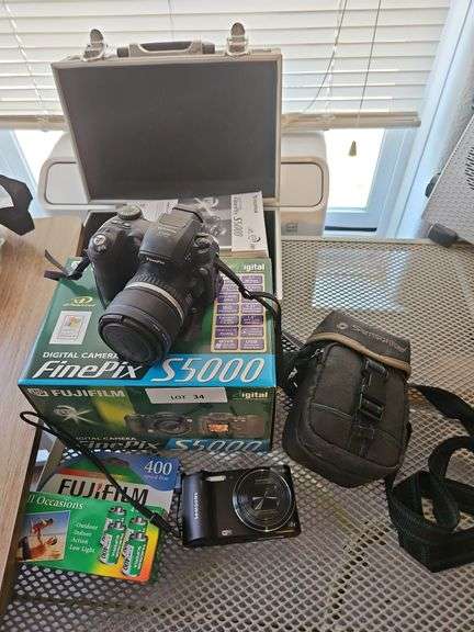 Finepix S5000 Camera in Box Case, Samsung and Canon Cameras, Film, Samsonite Case