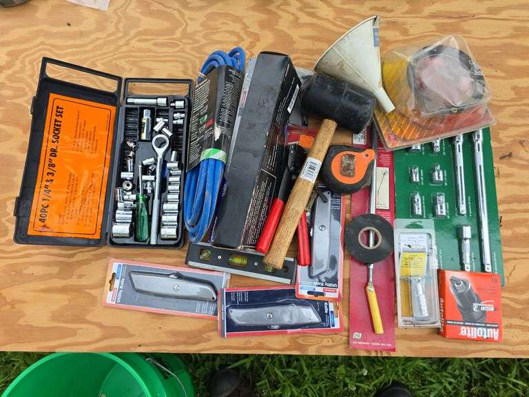 Hand tools, etc as shown image