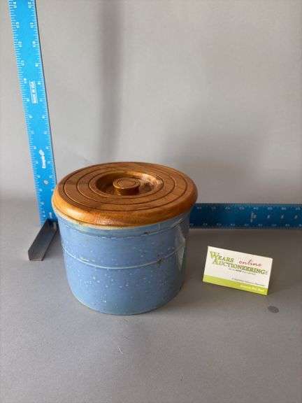 Blue butter crock with lid 7” wide, 5” tall image