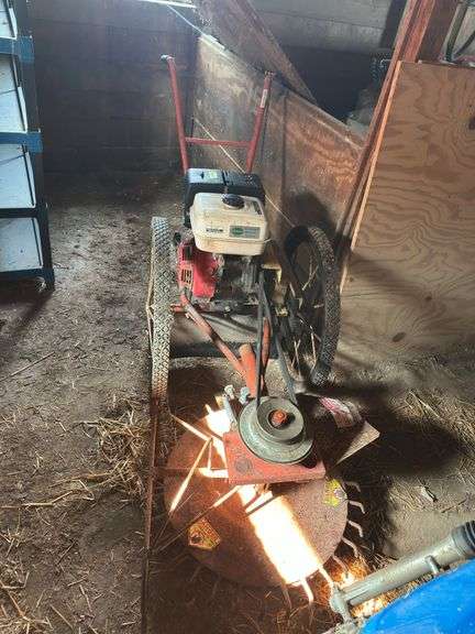 Bachtold style fence row mower with Honda engine GX240 8.0 image