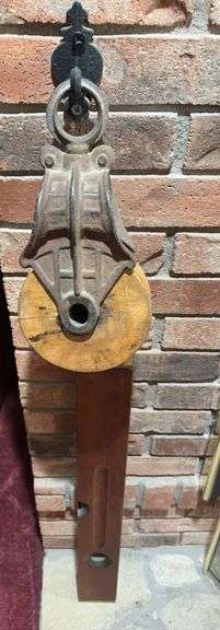 Wooden pulley and Stanley No.3 wood and brass 26” level image