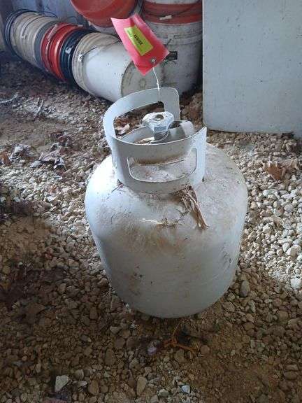 Near full gas grill cylinder image
