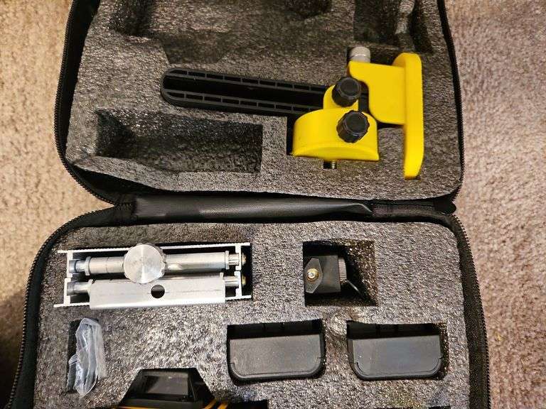 Grosan 4D Laser Level in Case (New)