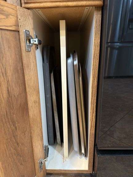 Various cookie sheets, muffin pans, cake pans, pots & pans, etc “H” image