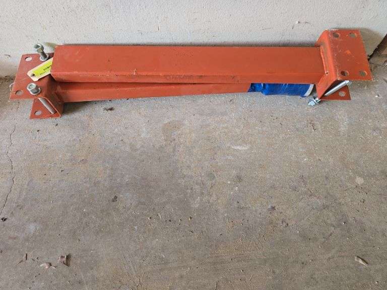 (2) 24" bolt on shelf arms for bolting onto pallet racking uprights image
