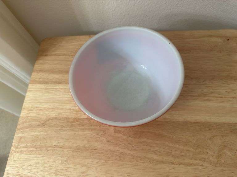 Red Pyrex mixing bowl, no number on bottom 402 size