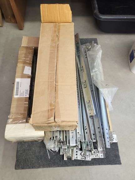 Roller full of drawer guides image