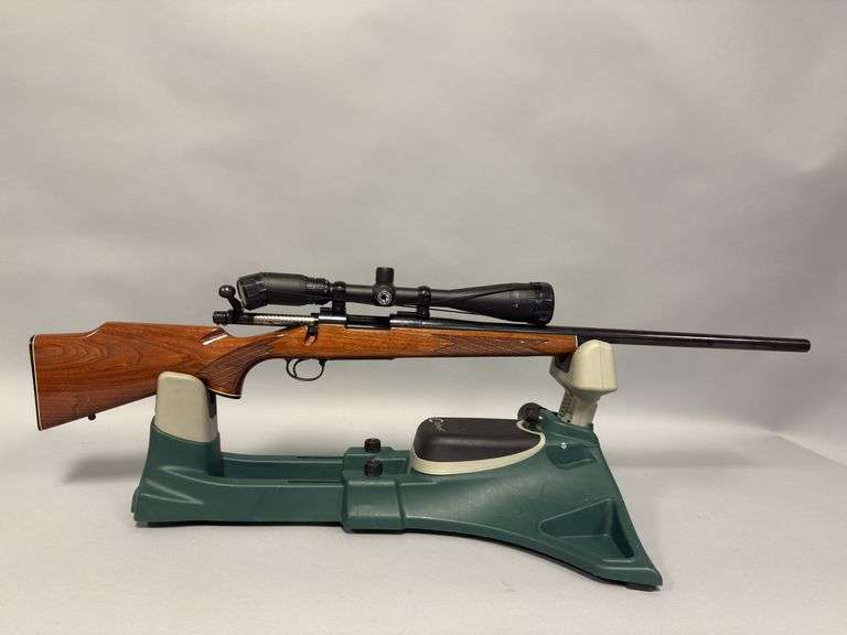 Remington Rifle, Model 700, SN B6440044, 243 win, Heavy BBL, Scope Baraska image
