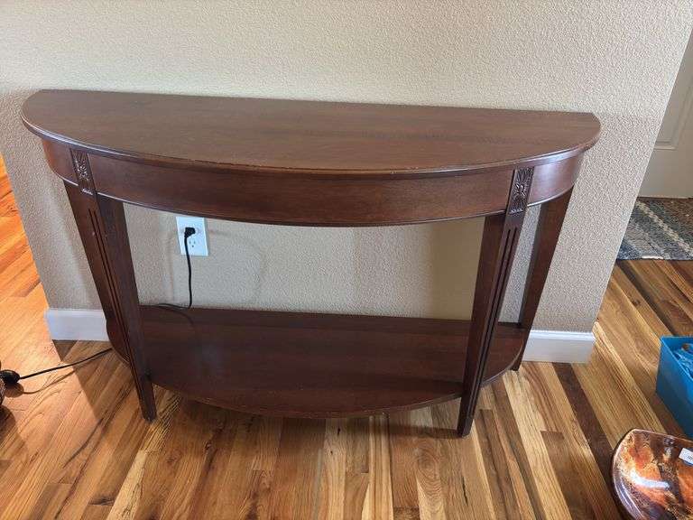 Ethan Allen Sofa table 51 1/2x 18x 31