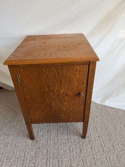 Oak music cabinet 18 x 20 x 27H image