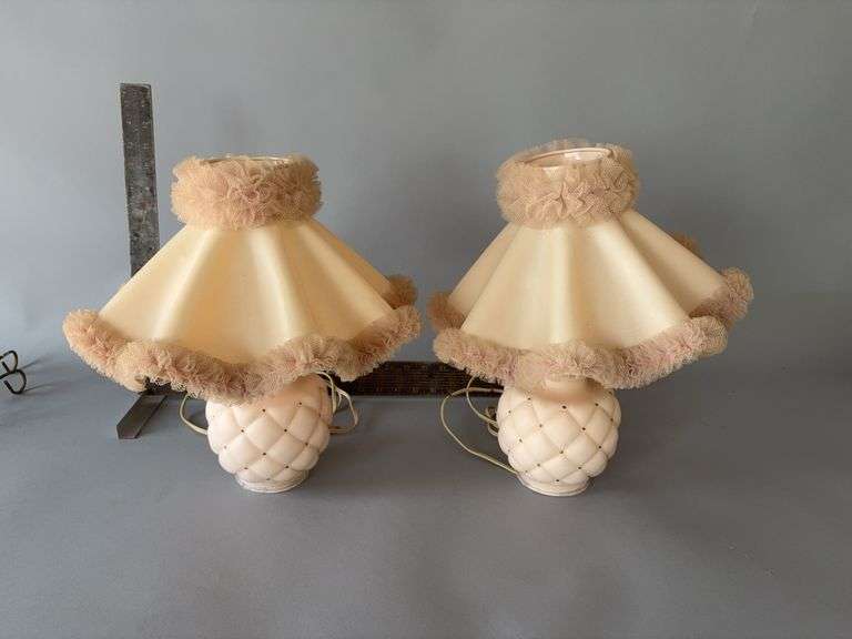 Pair of painted base lamps, made to look like custard glass image