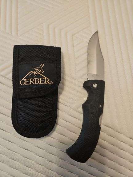 Gerber Knife in Case image