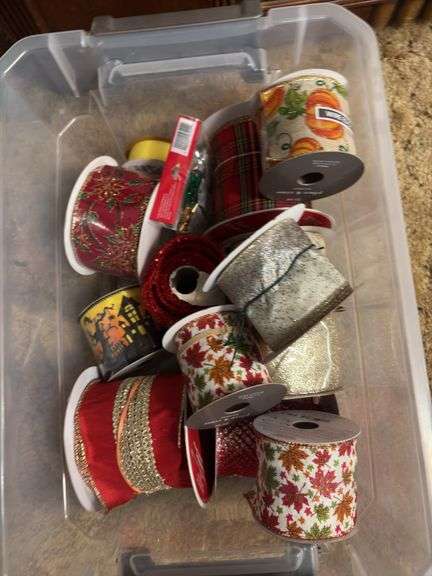 Four totes ribbon