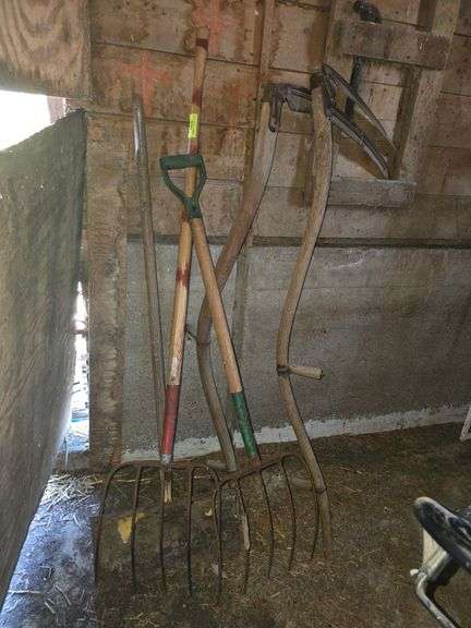 Weed scythe, straw fork and pusher shovel image