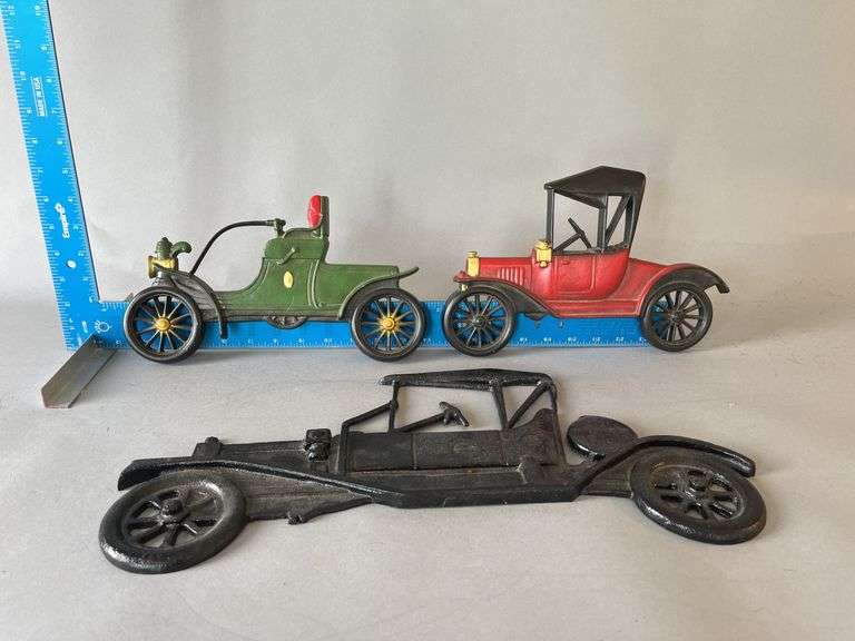 Cast iron car wall decor image