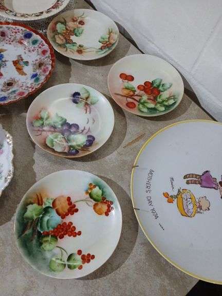 Hand painted plates including Landenbergers w/ COA