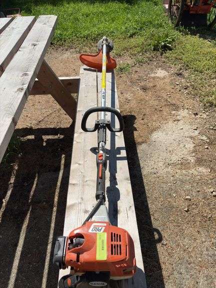 Stihl Pro Series string trimmer  FS80R image