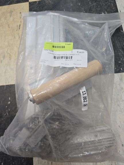 NIB Coping Form Type B corner kit image