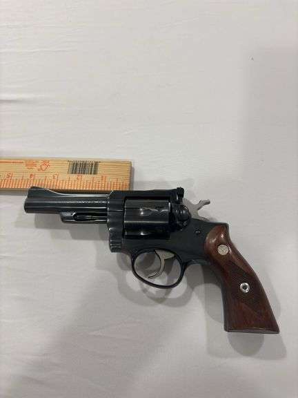 Sturm Ruger & Co. revolver security six (double action) S#151 52884 .357 magnum image