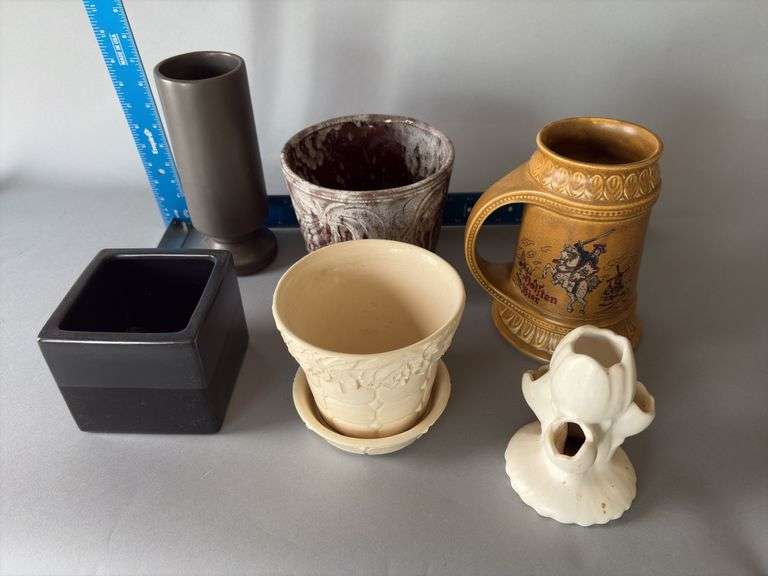Five pieces of pottry including McCoy tankard and McCoy quilted rose planter image