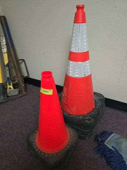 7 safety cones image