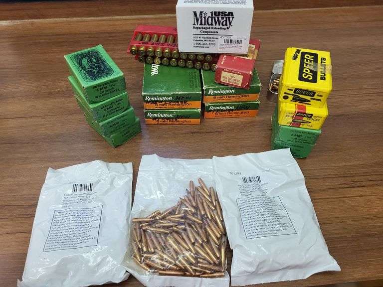 6mm/243 brass and bullets image