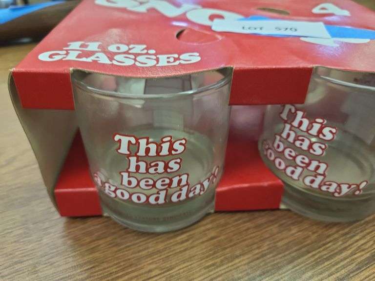 Snoopy glasses image